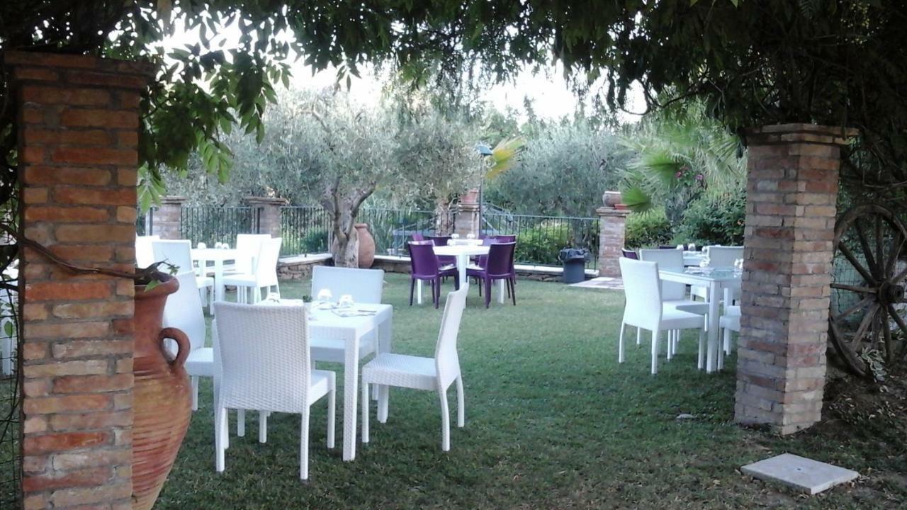 Agriturismo Terranova Pisticci Exterior foto